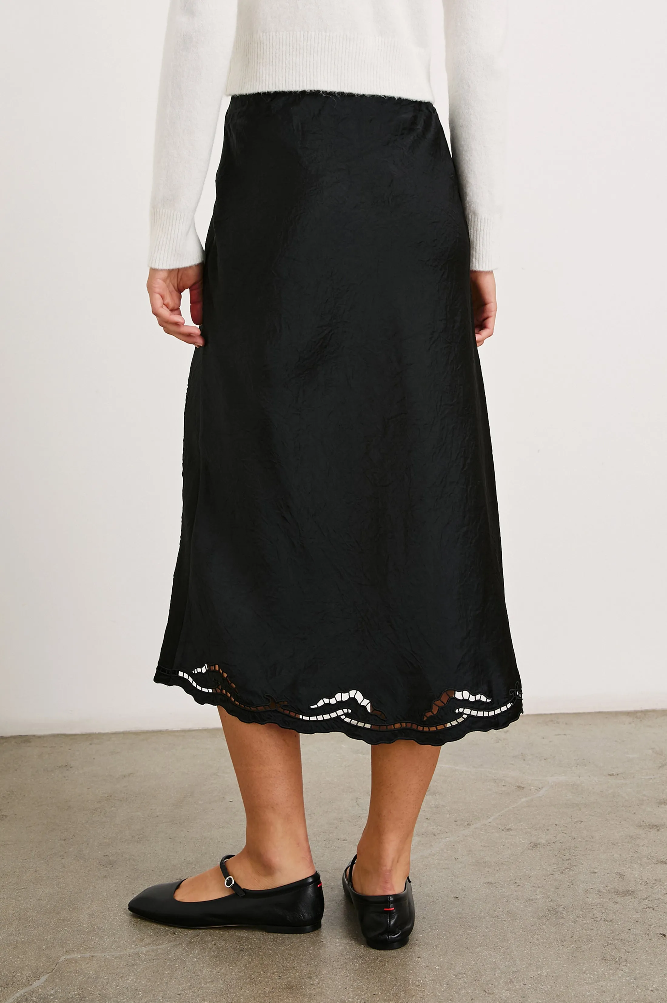 ANYA SKIRT - BLACK EYELET Rails