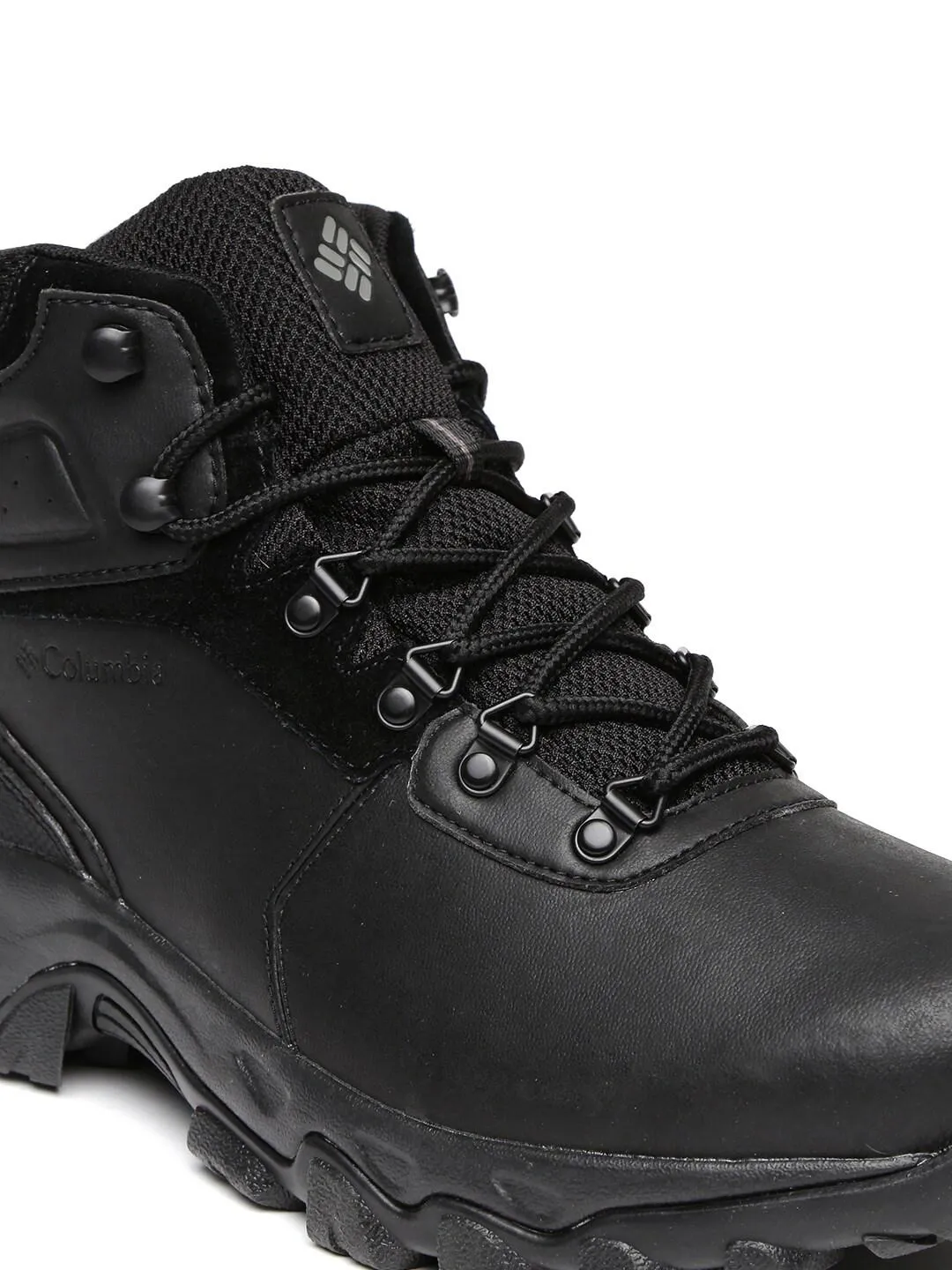 Columbia Men Black NEWTON RIDGE PLUS II Water Resistant Shoes