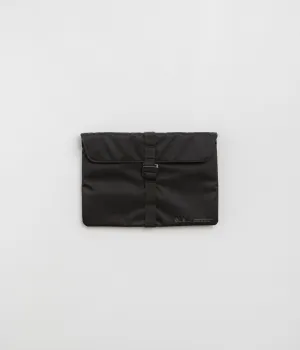 D_b_ Essential 13" Laptop Sleeve - Black Out