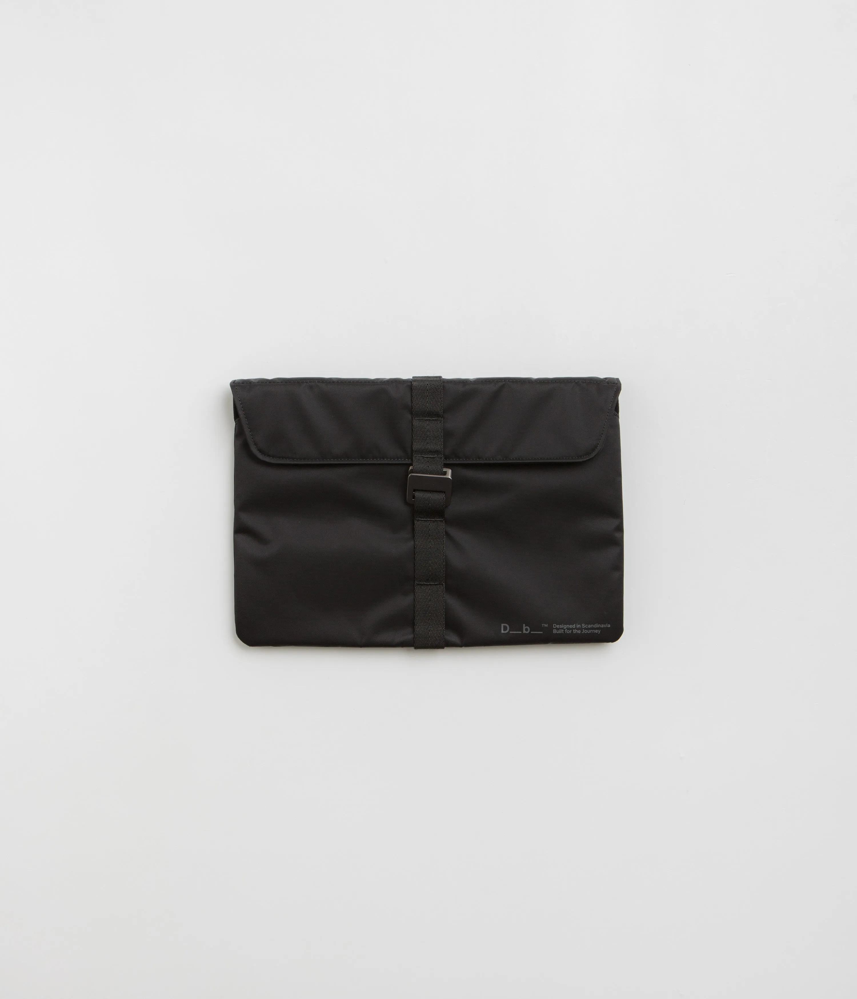 D_b_ Essential 13" Laptop Sleeve - Black Out