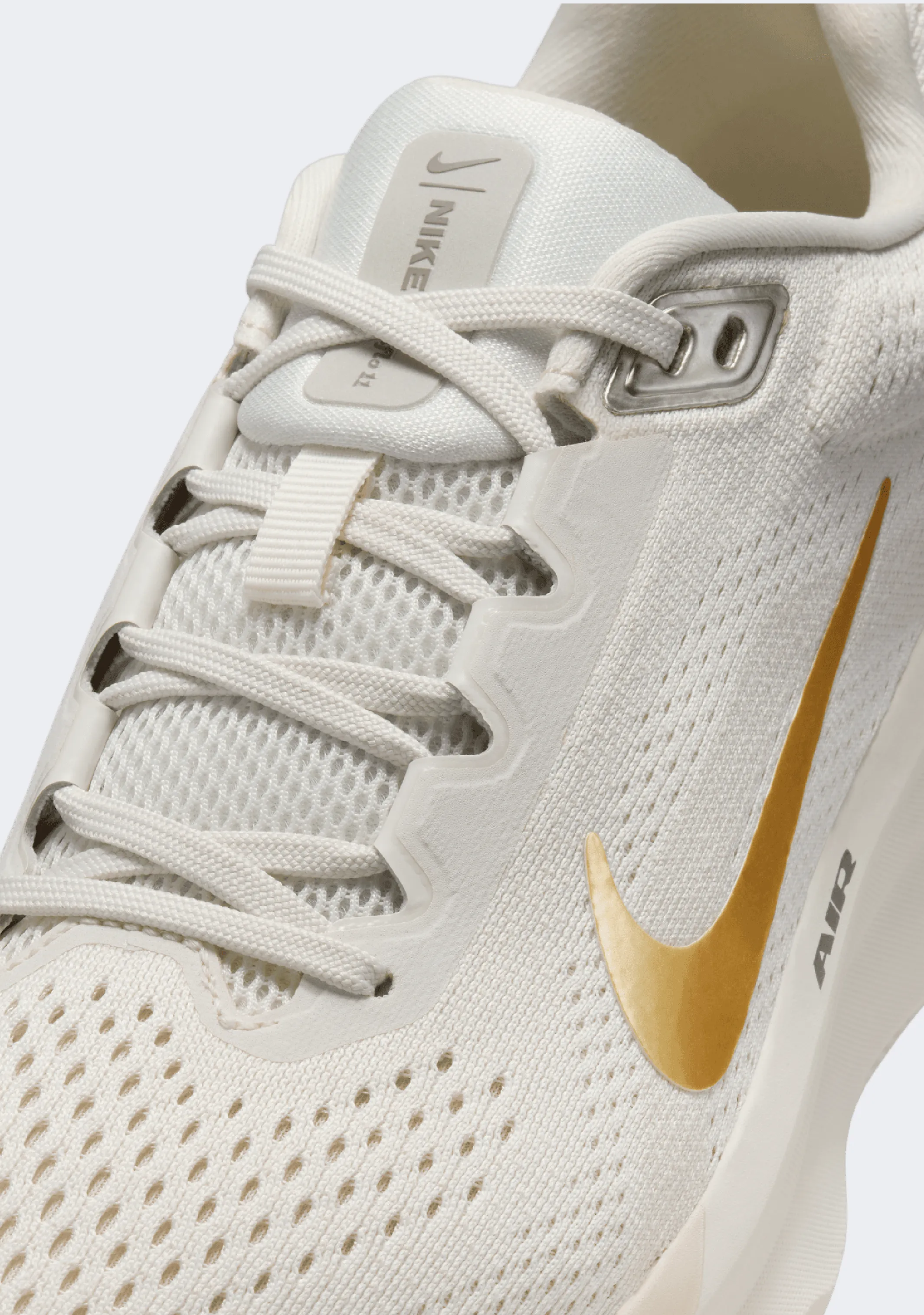 Nike Women's Air Winflo 11