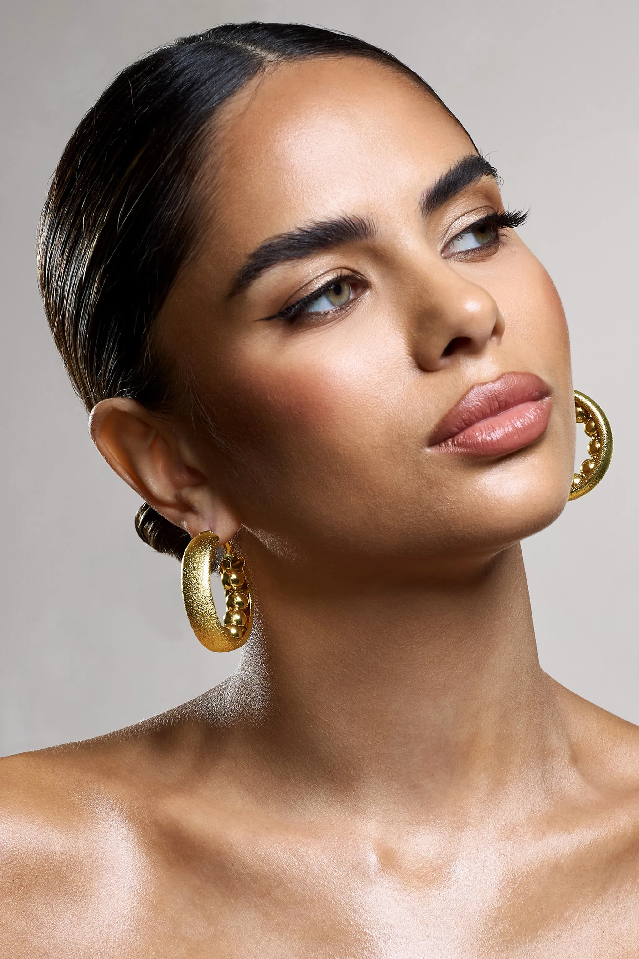 Portal | Gold Textured Chunky Hoop Earrings Club L London