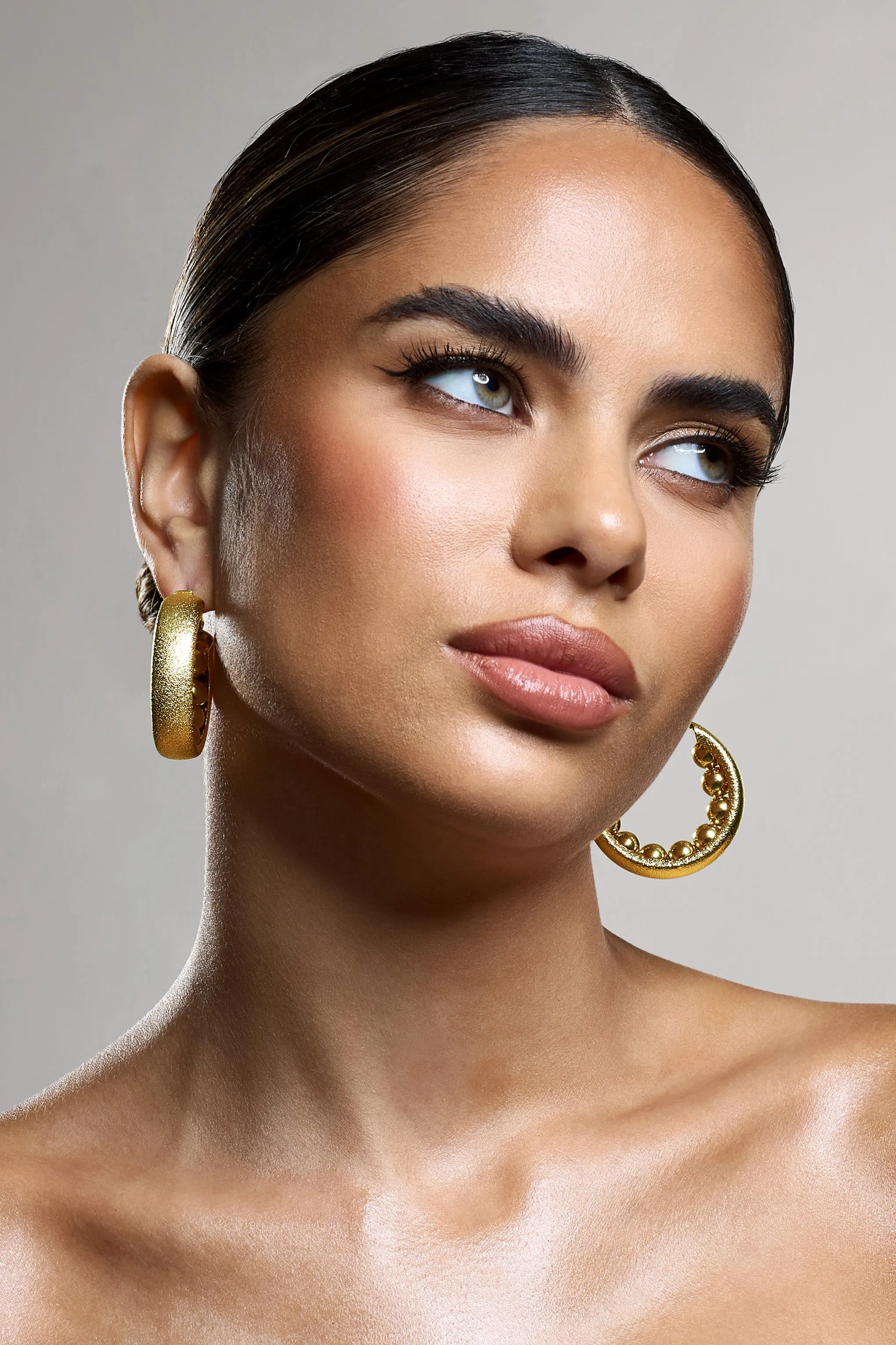 Portal | Gold Textured Chunky Hoop Earrings Club L London