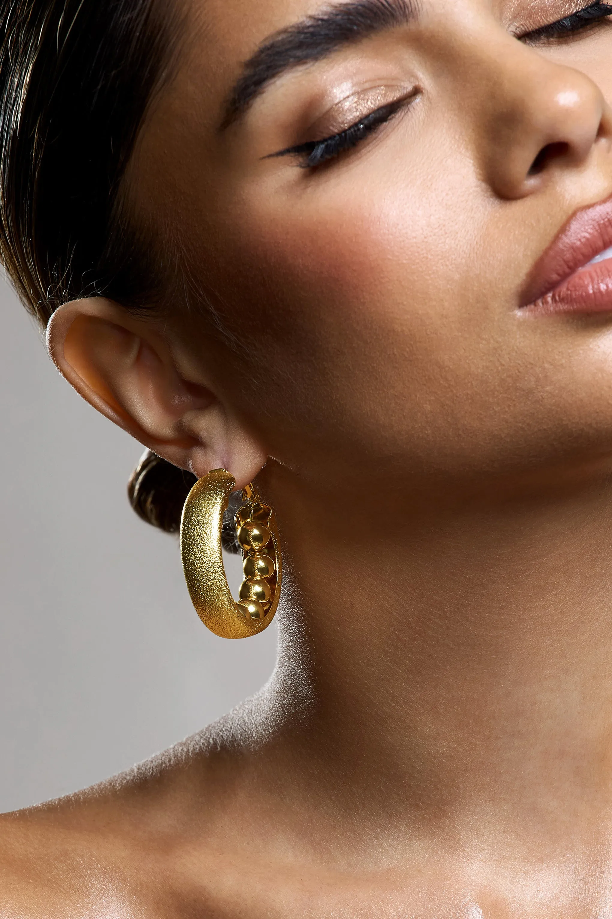 Portal | Gold Textured Chunky Hoop Earrings Club L London
