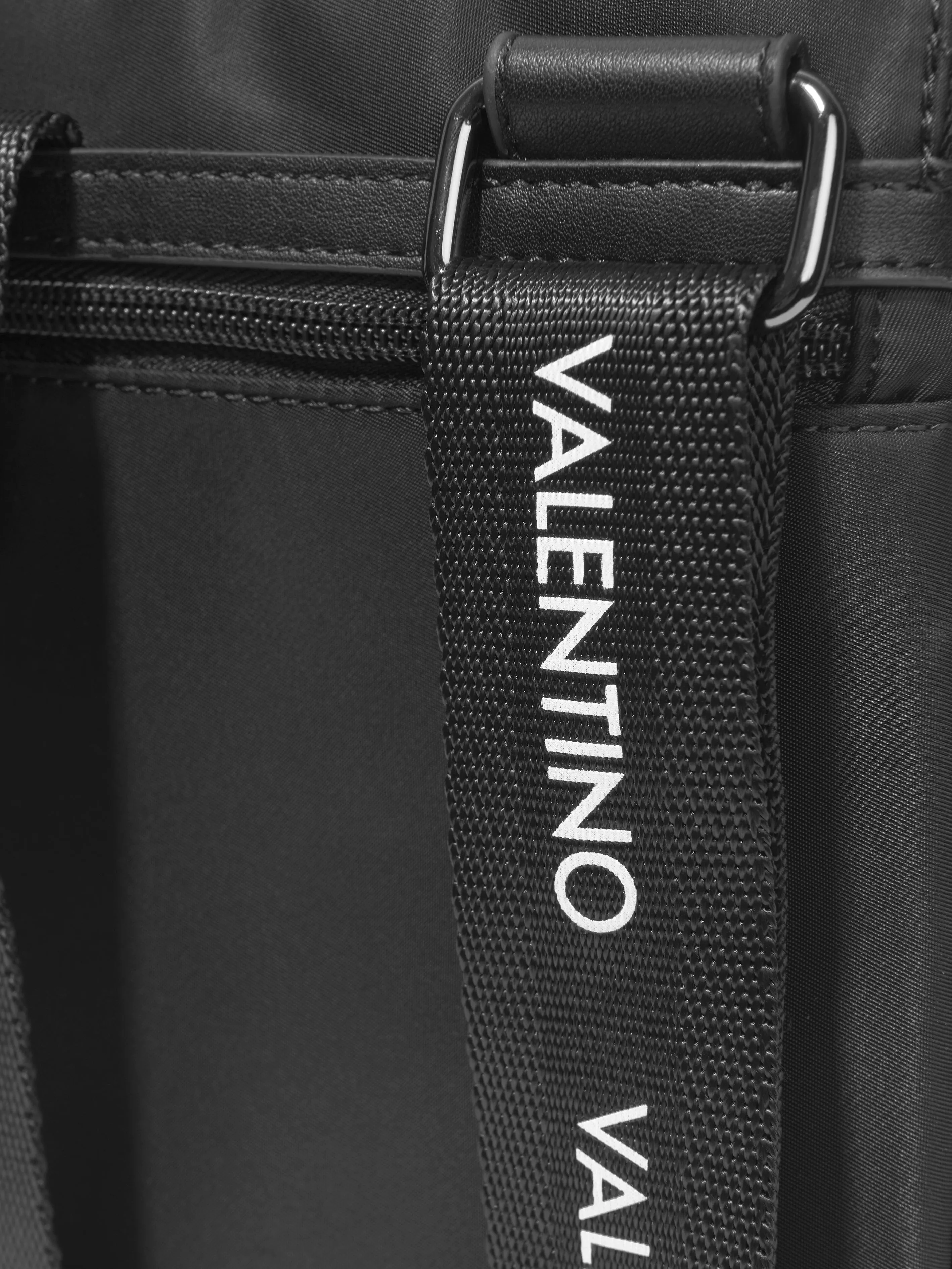 Valentino Kylo Crossbody Bag in Black (17.5cm)